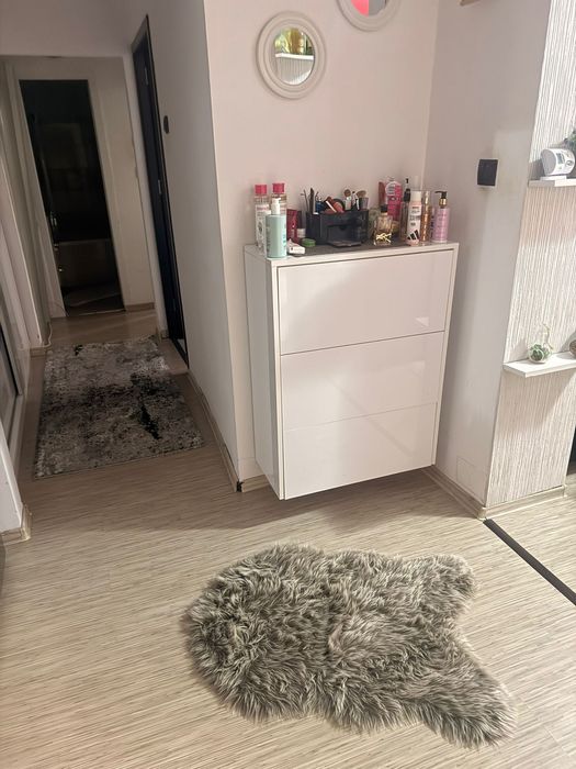 Vând apartament cu 3 camere! Str.Victorie(Zona Mall)