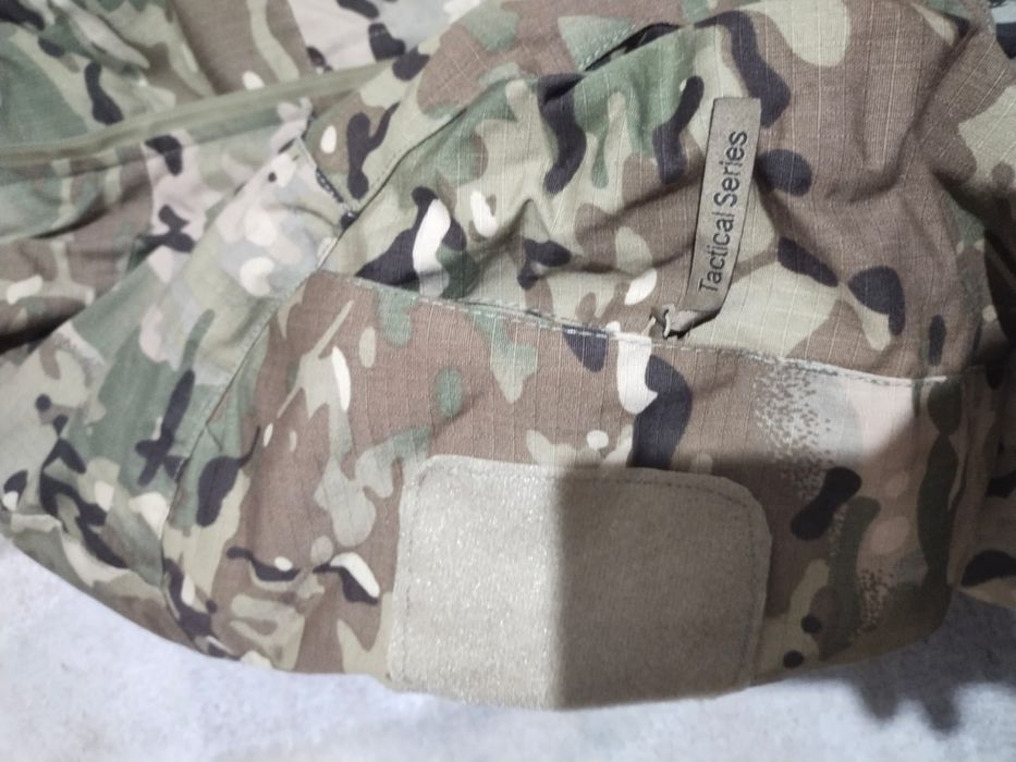 Продам зимний камуфляж