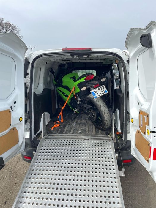 Inchiriez duba Ford si VW