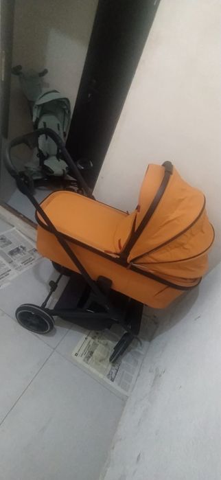 Продам коляску 2 в 1