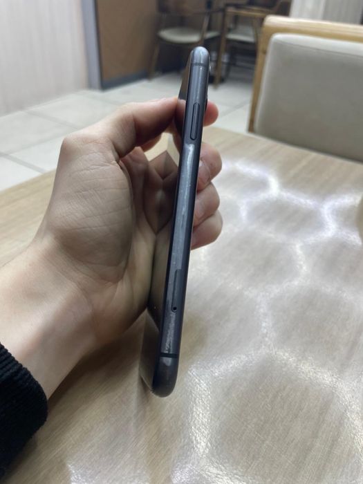 Айфон 11 128гб.