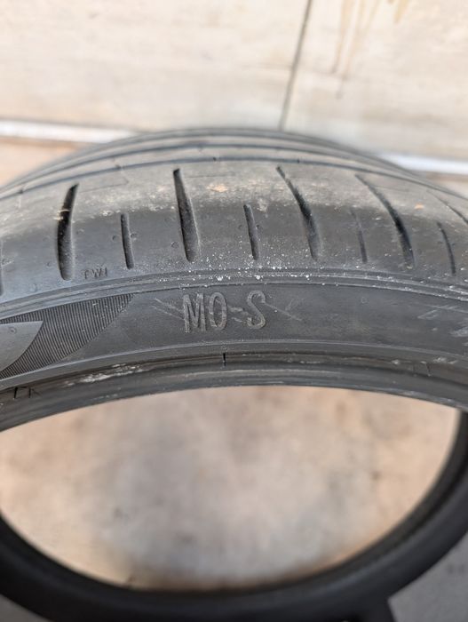Pirelli p zero 4 285/30/21
