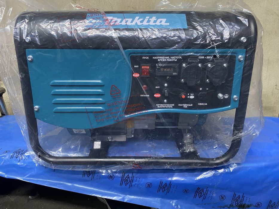 Генератор Makita