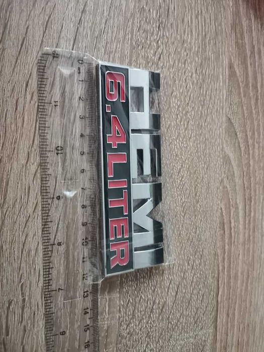 Dodge/Chrysler/Jeep HEMI 6.4 емблема