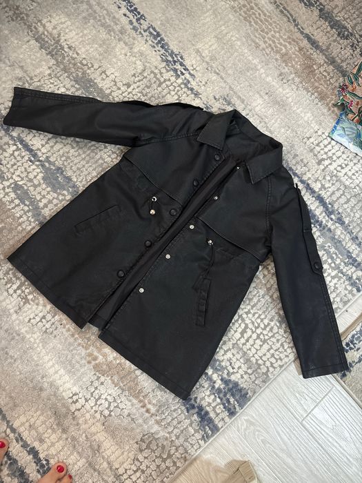 Продается кожаный плащ