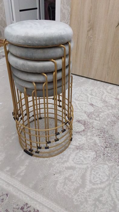 Стол и стулья по отдельности