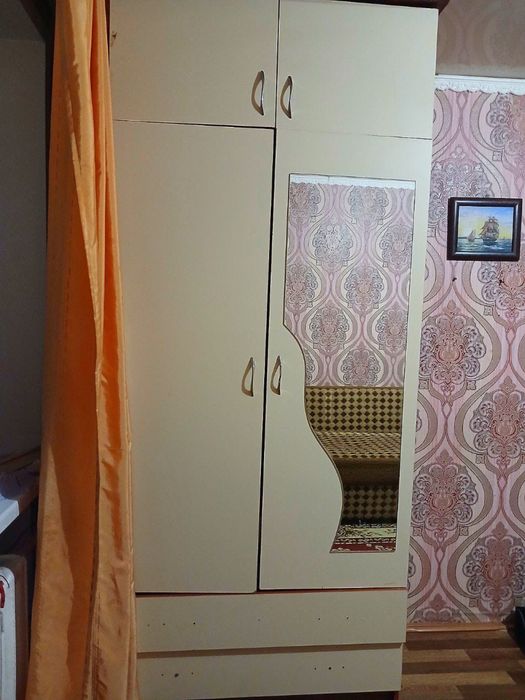 Продам комнату в общяге Короленка 12