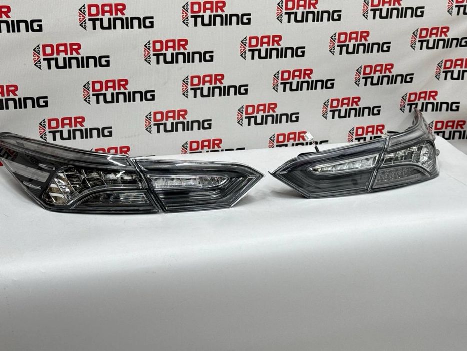 Фонари Toyota Camry 70 black onyx