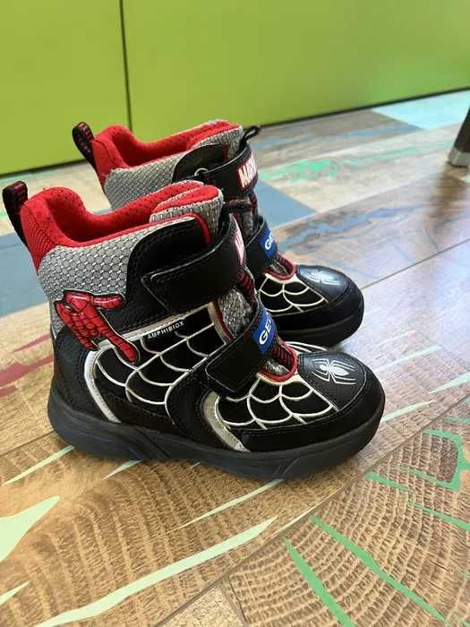 Детски маратонки, SNEAKERS, зимни ботуши 27,28,29,31 номер