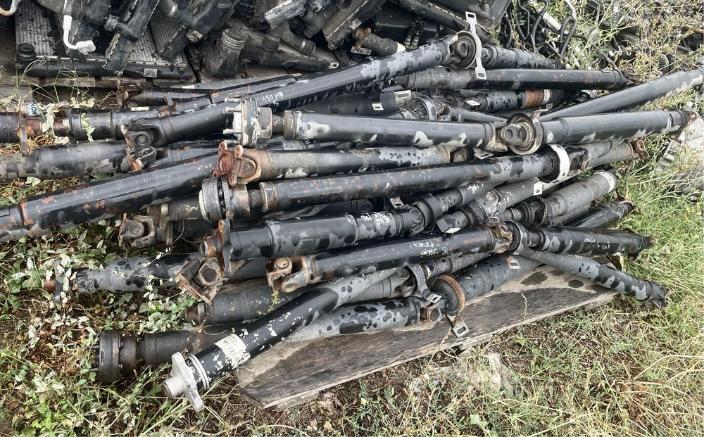 Задни и предни кардани за всякакви бмв-та до 2010г