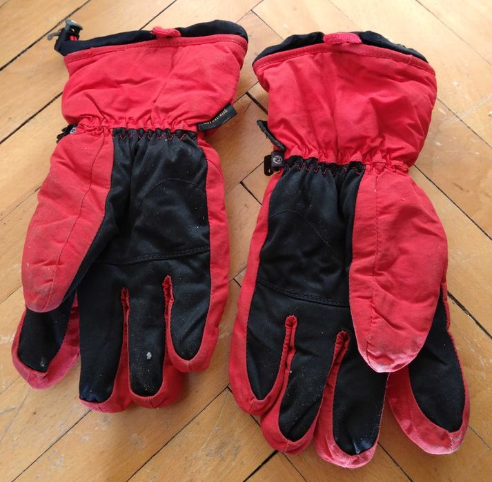 Ски яке и панталон "Atomic", ръкавици"Reush"/"Rosignol", очила, щеки