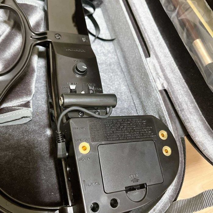 Skripka Yamaha sv120s