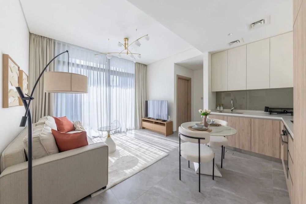 Сдается просторная 2-х комнатная квартира на Ойбеке,  2/7/9. Р5