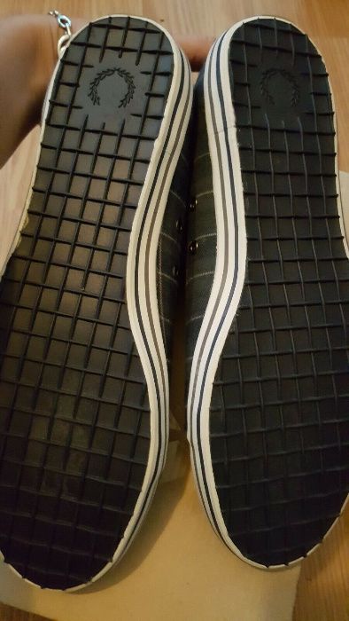 Vand adidasi / tenisi FRED PERRY