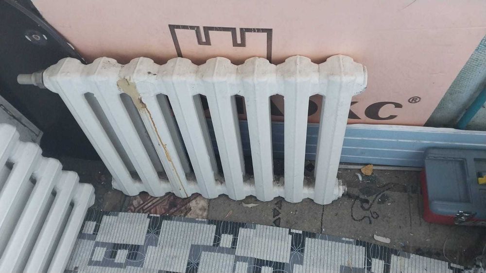 Продам чугунные батареи