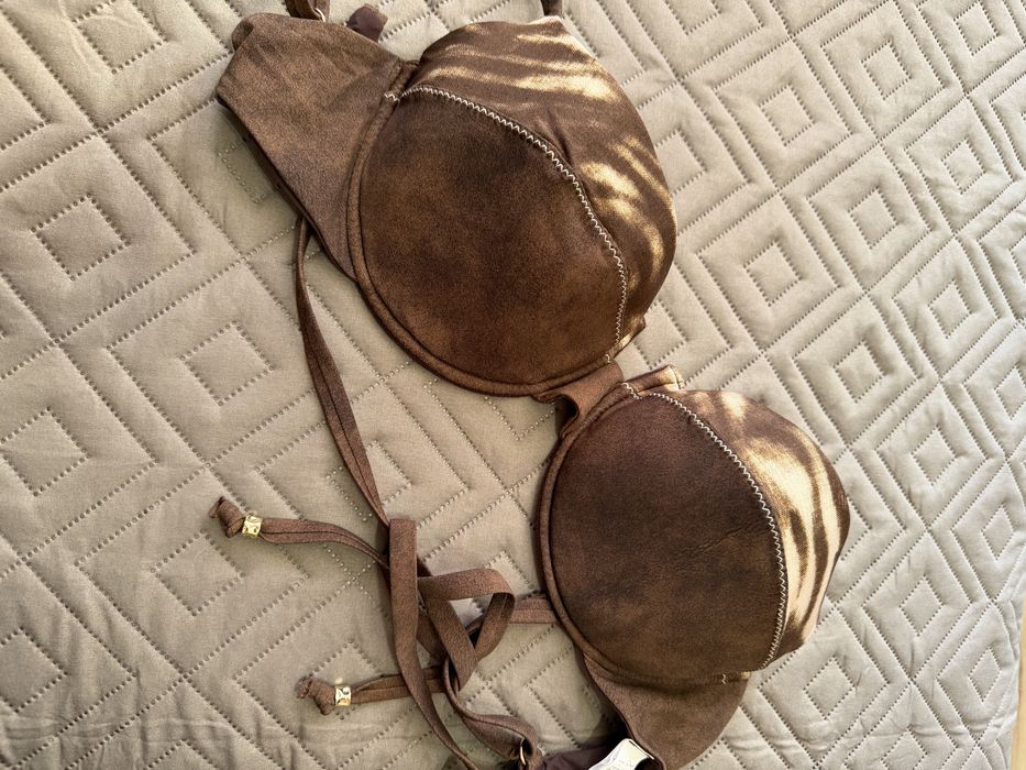 Бански Calzedonia горнище НОВО