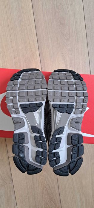 Nike Zoom Vomero 5