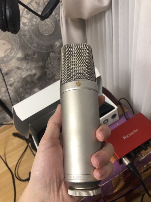 Продаю Студийный микрофон rode nt 1000