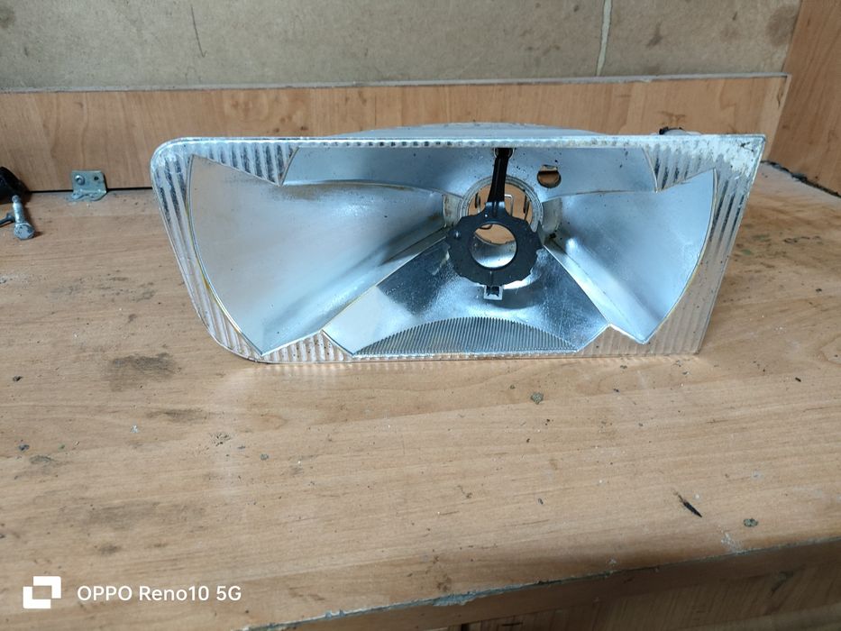 отражатели фар пассат б3