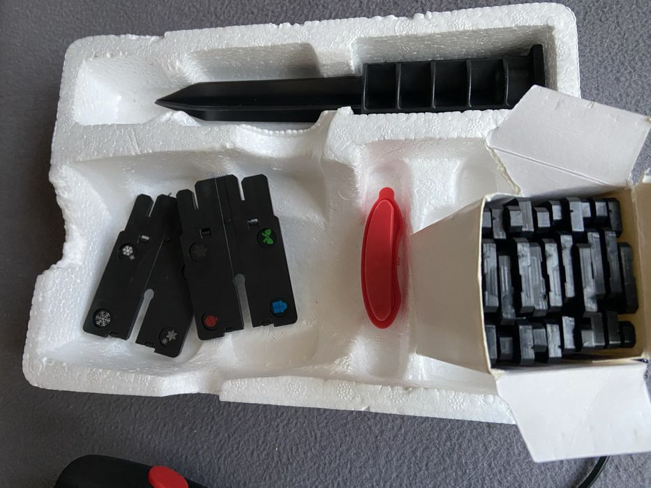 LED Прожектор С 12 Комплекта Фигурки