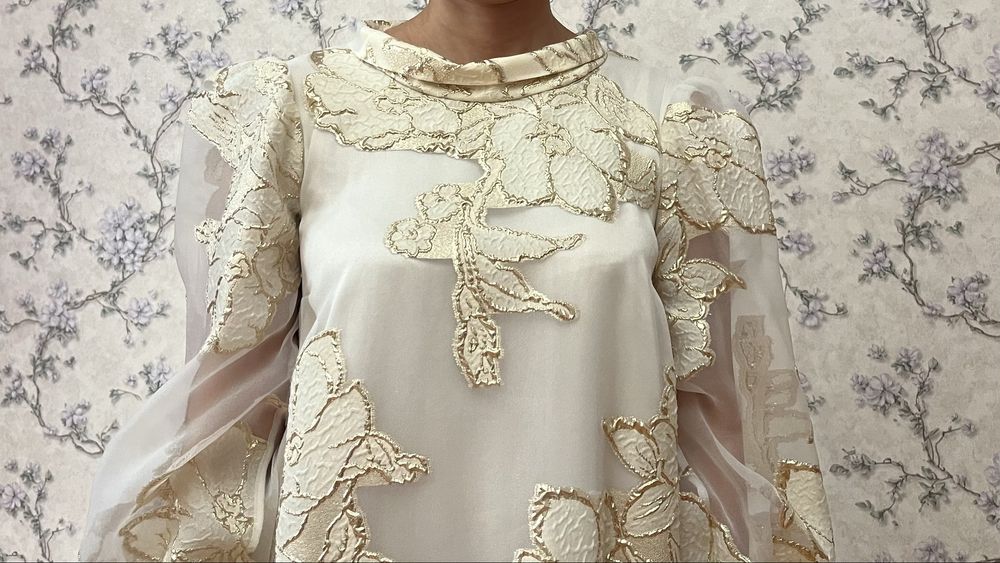 Элегантное красивое платье