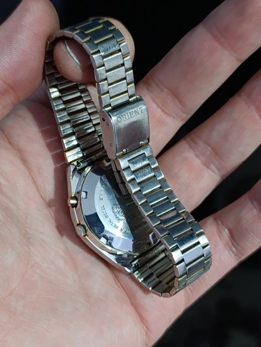 Orient японский соат сотилади