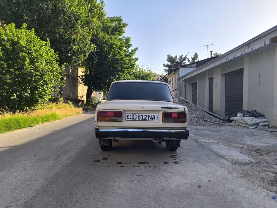 Jiguli 2107-03  benzin