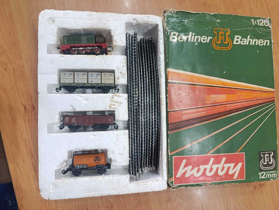 Старо влакче на фирма HOBBY, BTTB модел 1617.