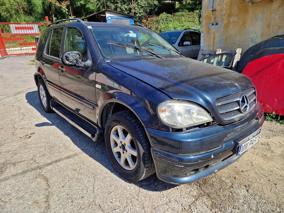 Mercedes ML270CDI W163 теглич ксенон навигация  автоматик НА ЧАСТИ!