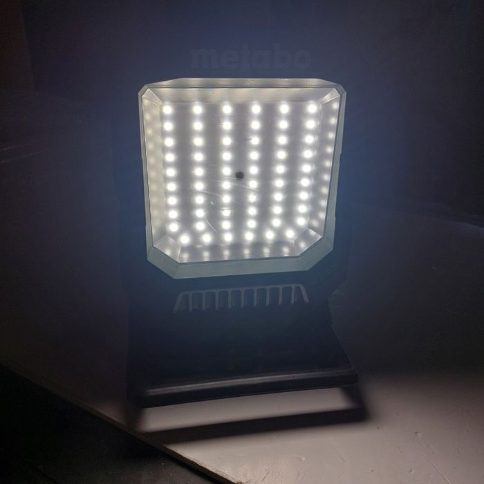 Акумулаторен Лед прожектор Метабо Metabo BSA 18 LED 4000