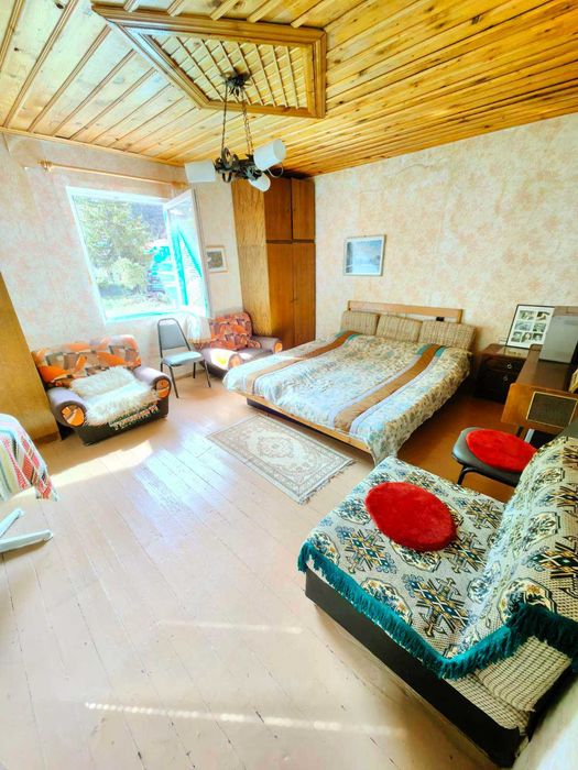 Продава се Къща в с. Кралев дол, Област Перник - 382 кв.м за 322 €/кв.м - Снимка #1