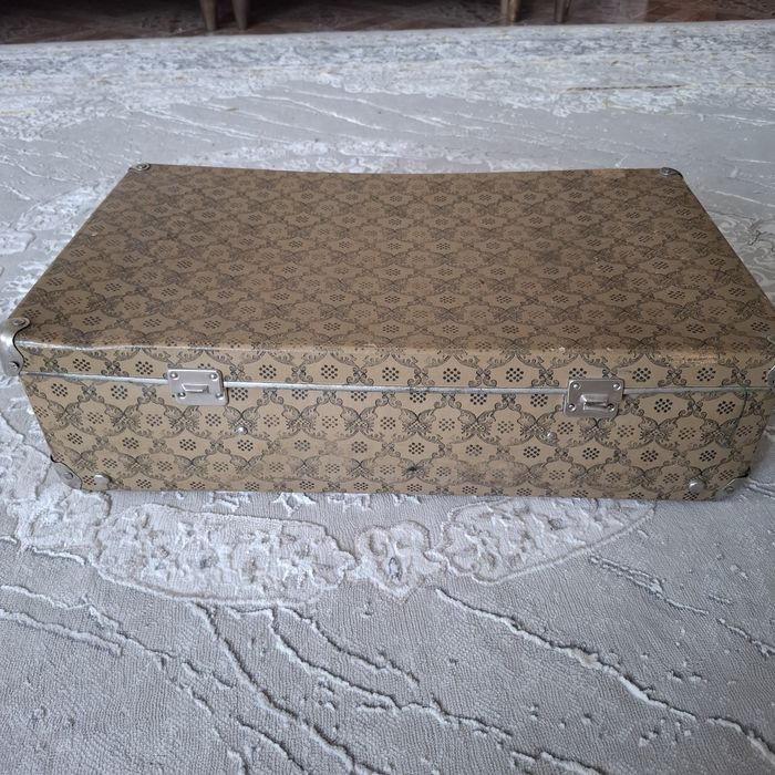 Чемодан советский