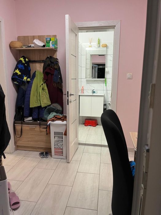 Casa 2 camere,  curte privata