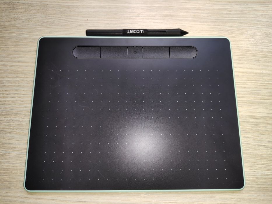 Tableta grafica Wacom Intuos BT M