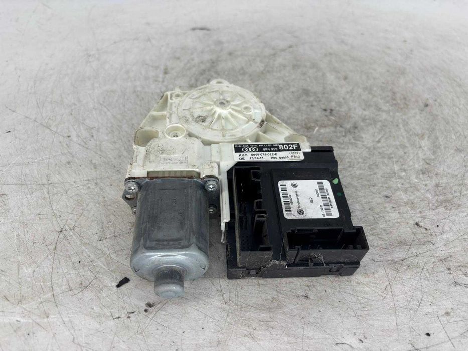 Motoras geam dreapta/stanga fata/spate Audi A3 8P an 2008