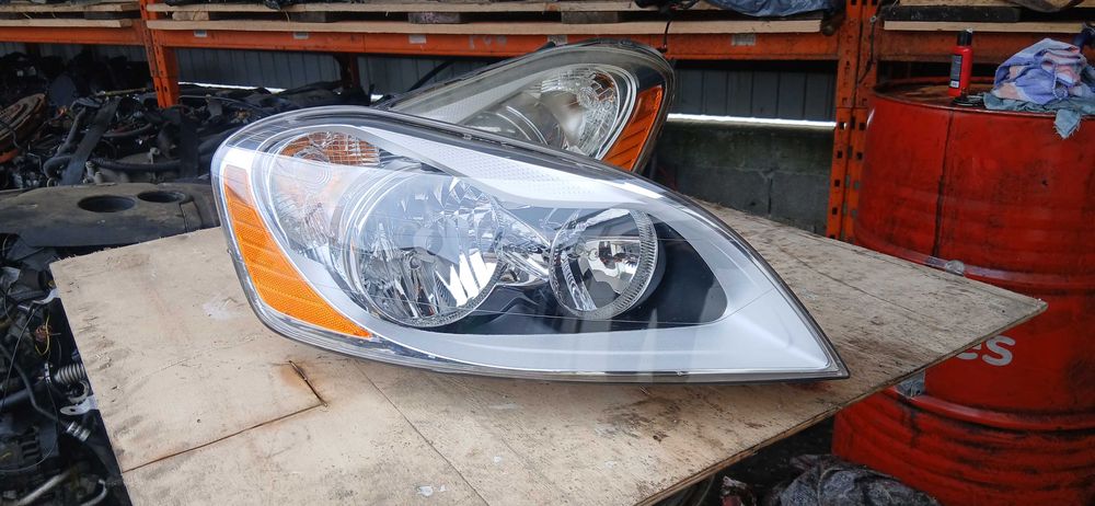 Far/Faruri Volvo xc60 2008 Halogen