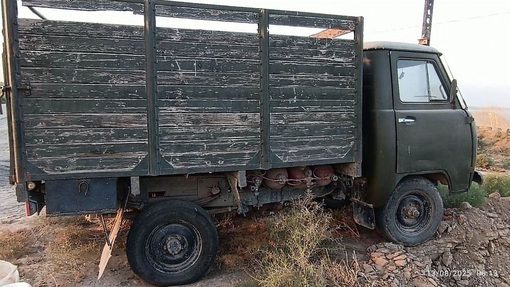 УАЗ452 бартавой  машинаси