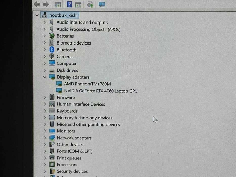Laptop Legion Slim 7 / RTX 4060 / 32 Gb RAM / Vand , Schimb