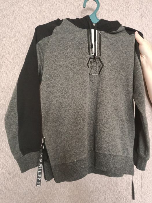 Спорт . Свитшот б/у