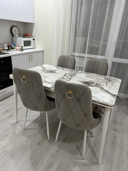 Продам стол со стульями