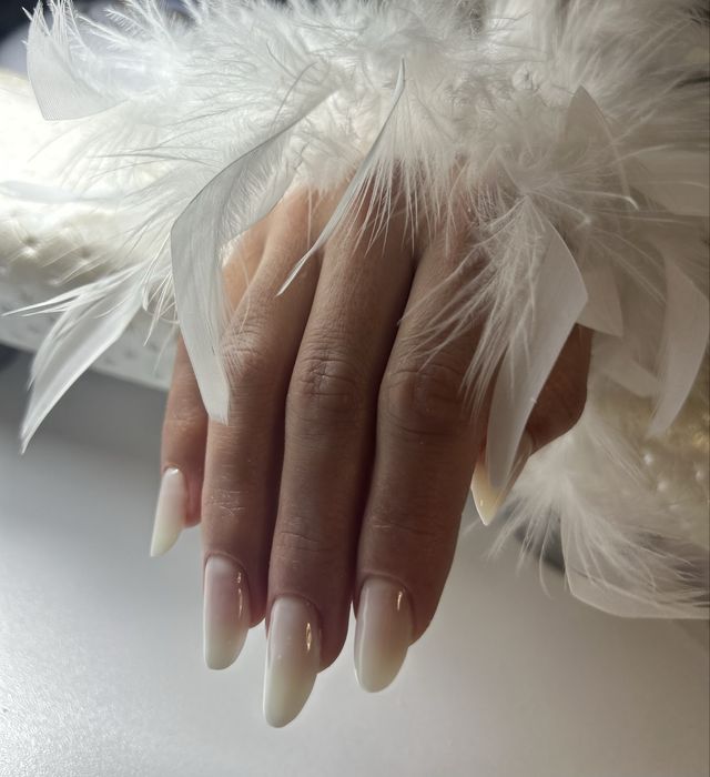 Manichiura/ Unghii cu gel Pitesti