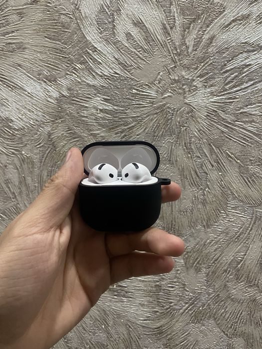 продаю аирподс 4