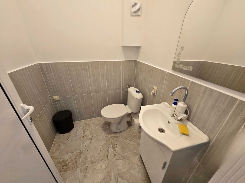 Дава се под наем Офис в Пазарджик, Окръжна болница - 38 кв.м за 75807.93 € - Снимка #4