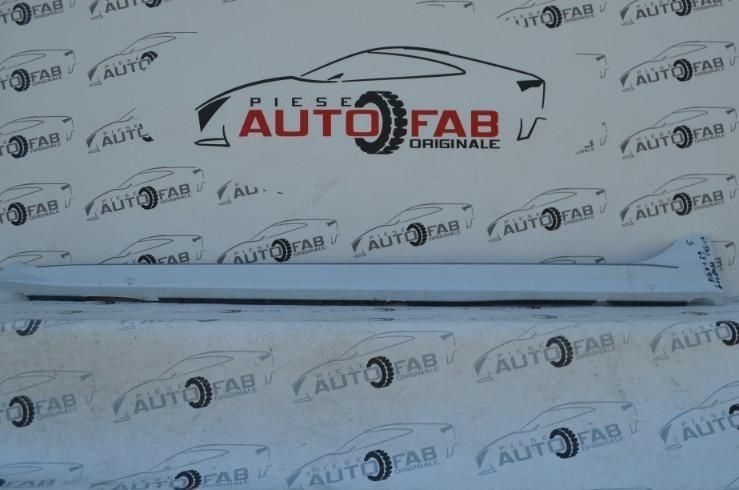 Prag stânga Audi A4 B9 Allroad an 2016-2019