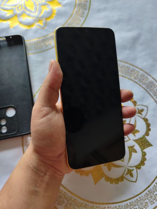 Продам телефон Oppo C40