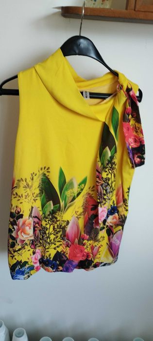 Блуза жълта на цветя, размер М