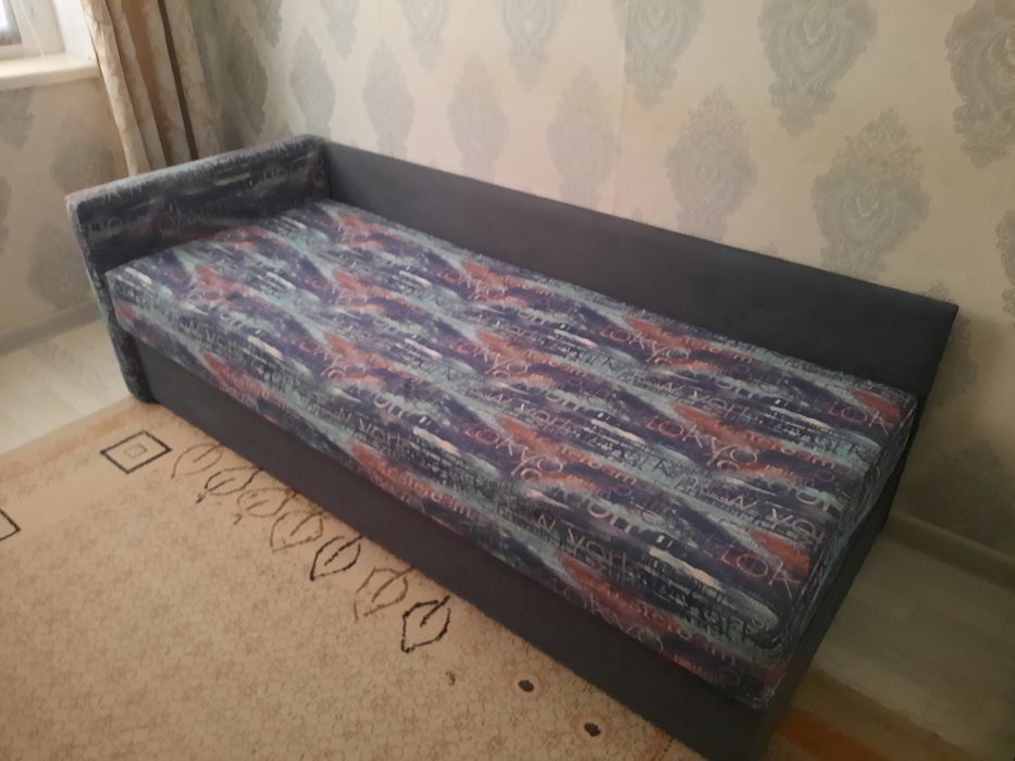 Диван такта в отличном состоянии