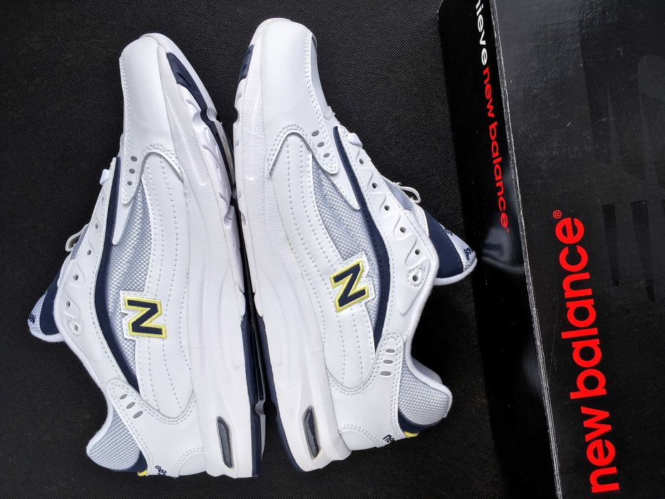 VINTAGE 2002 New Balance® 555 x Susan G. Komen Walkers — 10/8 B (27.0)