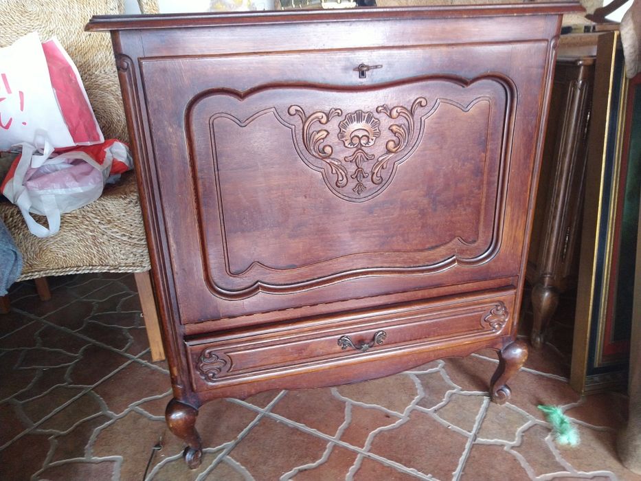 Комод стил Louis xv