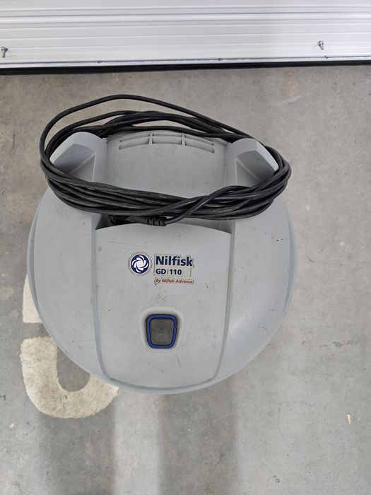 КРАЙНА ЦЕНА Nilfisk Gd 110 професионална прахосмукачка